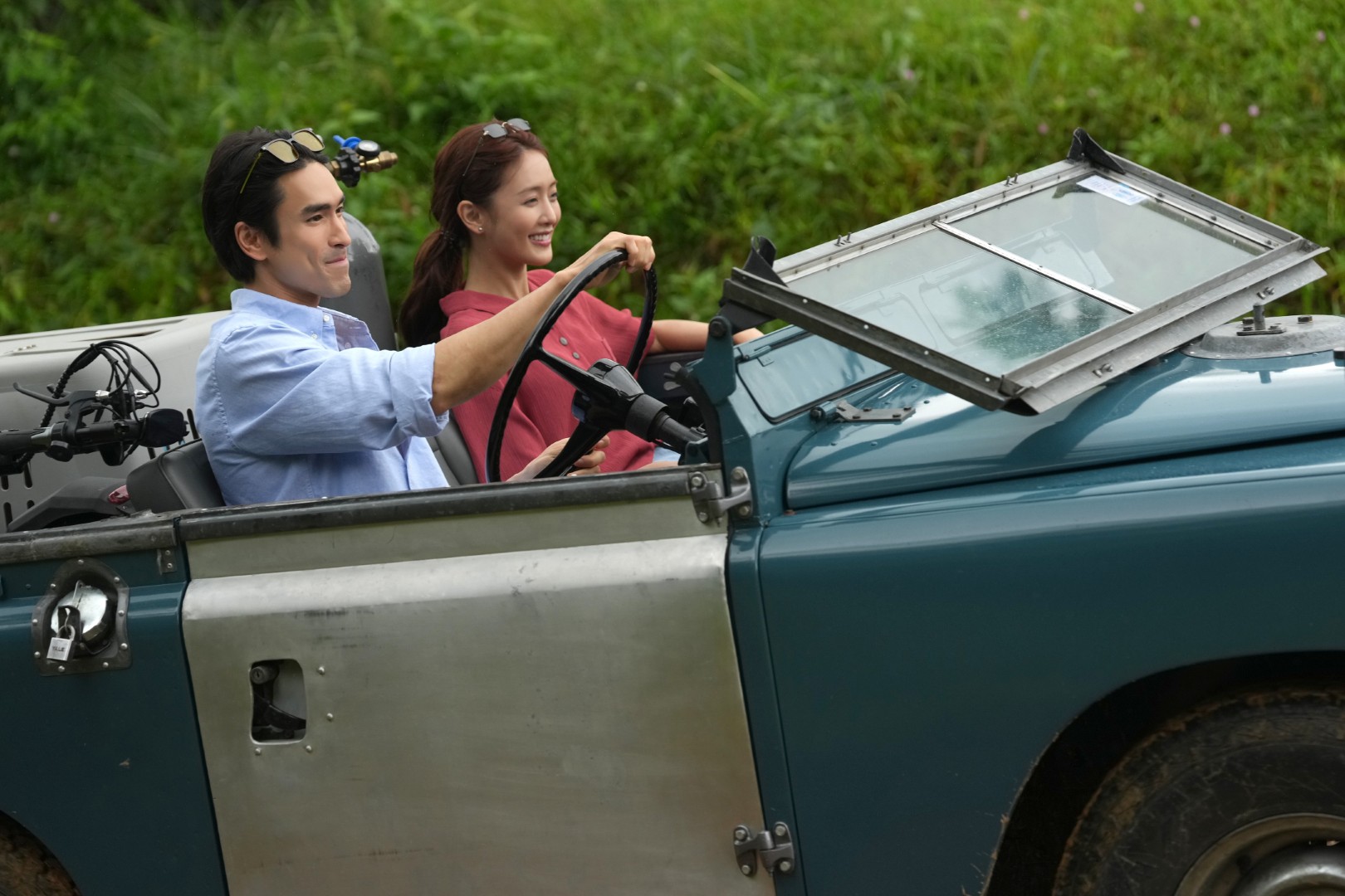 S 26976568 0 “มินนี่” ลุยหนังเรื่องแรกในชีวิตประกบ “ณเดชน์” ส่งเพลง OST.“ขอจีบ (nice to meet you)” ประกอบหนัง