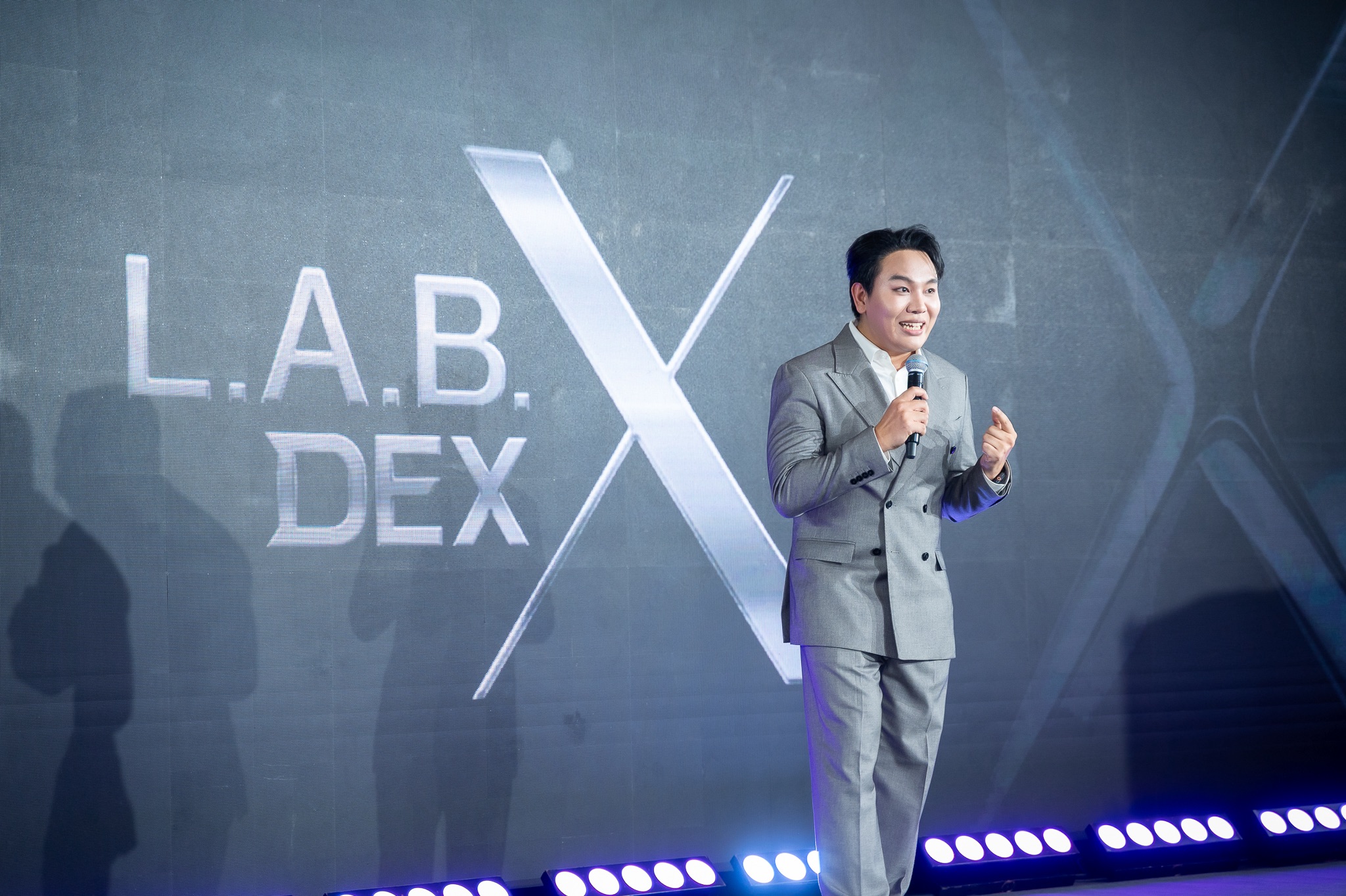 S 47923206 0 LABX Clinic ฉลองครบรอบ 4 ปี เปิดตัว DEXX 6 คน นั่งแท่น Presenter อย่างเป็นทางการ