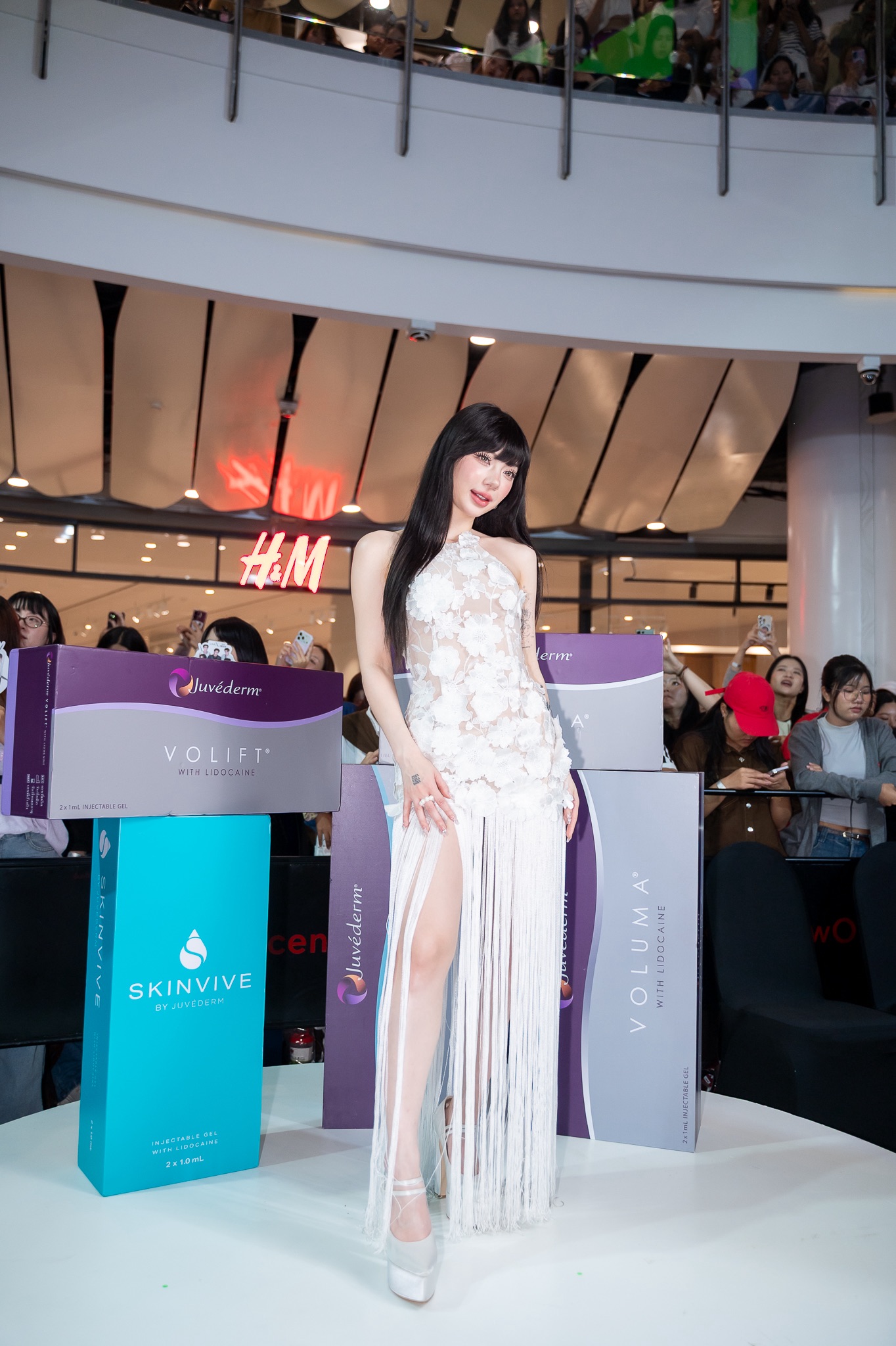 S 47923213 0 LABX Clinic ฉลองครบรอบ 4 ปี เปิดตัว DEXX 6 คน นั่งแท่น Presenter อย่างเป็นทางการ