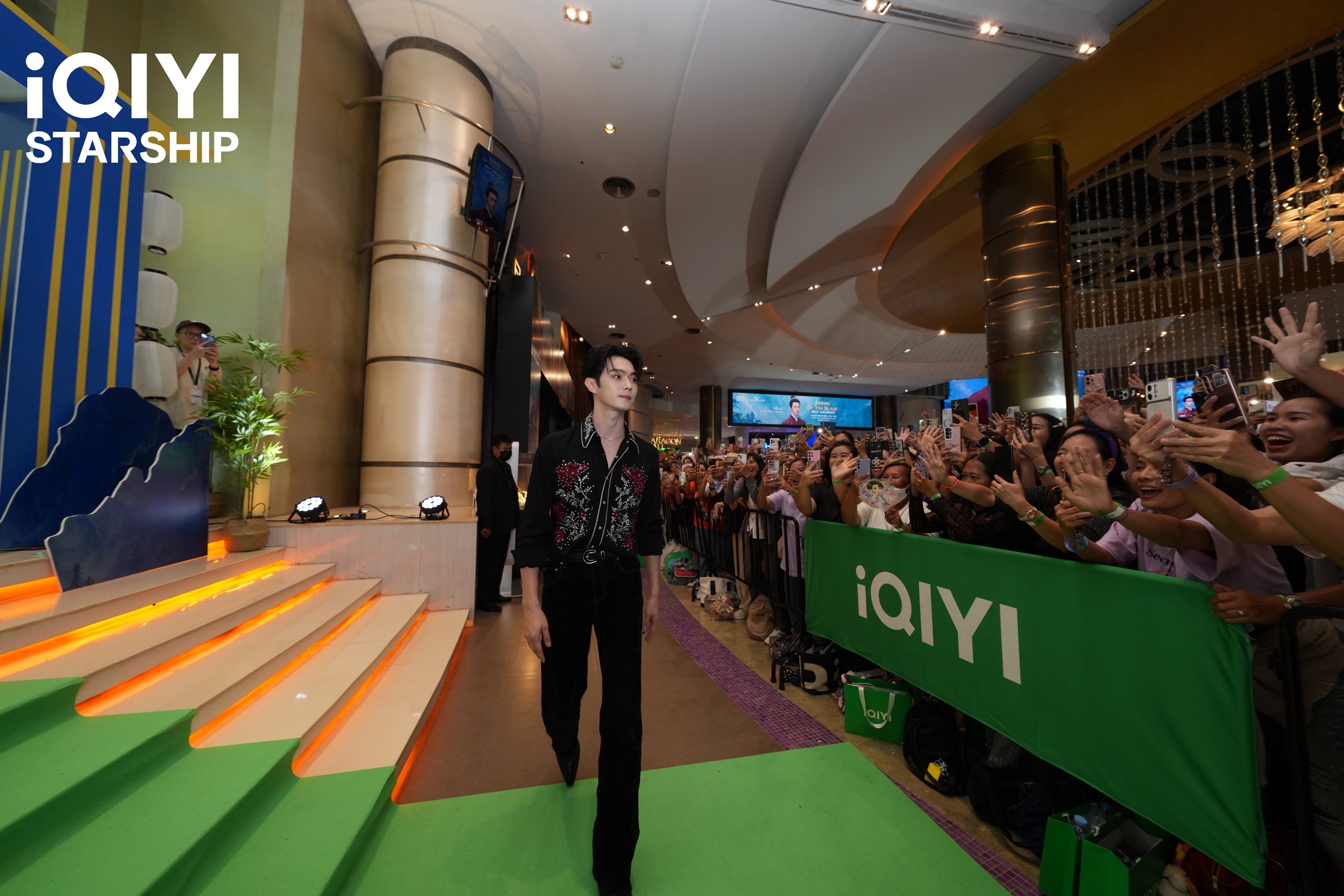 WELCOME XUKAI TO THAILAND 3 “สวีข่าย” เสิร์ฟโมเมนต์ตกแฟนไทยหนักมากในงาน “iQIYI Starship: Spring of The Blade Meet and Greet in Thailand”