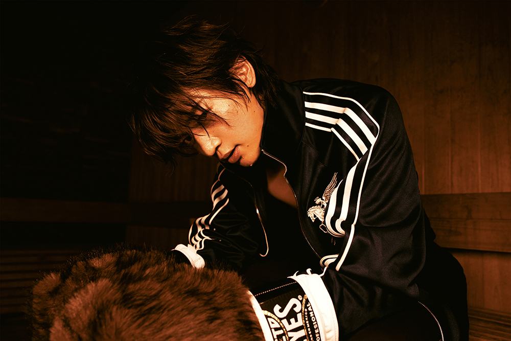 MINHO จัดเต็มความฮอตในมินิอัลบั้มชุดที่ 2 ‘Make it hot’ 8 ภาพทีเซอร์ 7 MINHO มินิอัลบั้มชุดที่ 2 ‘Make it hot MINHO จัดเต็มความฮอตในมินิอัลบั้มชุดที่ 2 ‘Make it hot’