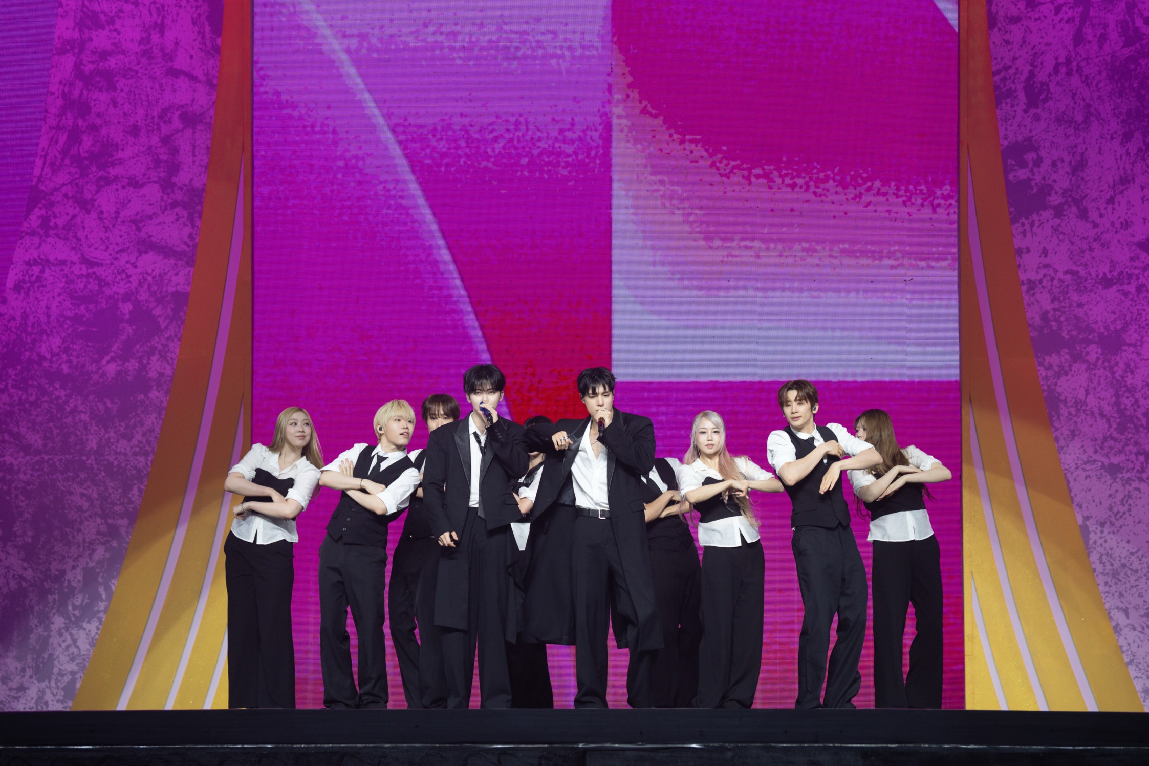 ภาพที่ 2 งานแฟนมีตติ้ง 2026 NCT JNJM FANMEETING TOUR DUALITY BANGKOK NCT JNJM สร้างประวัติศาสตร์ครั้งใหม่ ! ดูโอ้แรกที่จัดแฟนมีตติ้ง ณ อิมแพ็ค อารีน่า SOLD OUT เกลี้ยง 3 รอบ