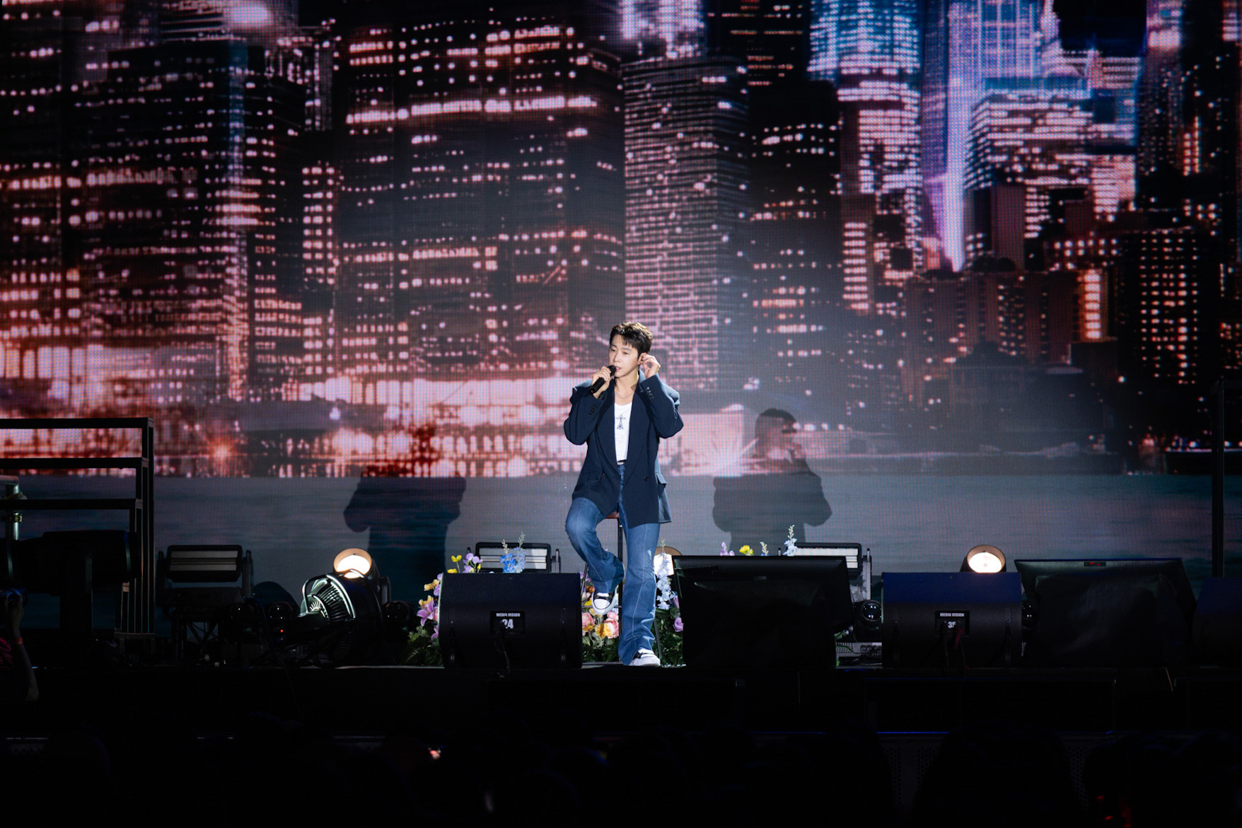 ภาพที่ 23 U KNOW PROJECT 26 SCENE1 in BANGKOK ภาพบรรยากาศคอนเสิร์ตเดี่ยวเต็มรูปแบบครั้งแรก ‘U-KNOW PROJECT 26 : SCENE#1 in BANGKOK’