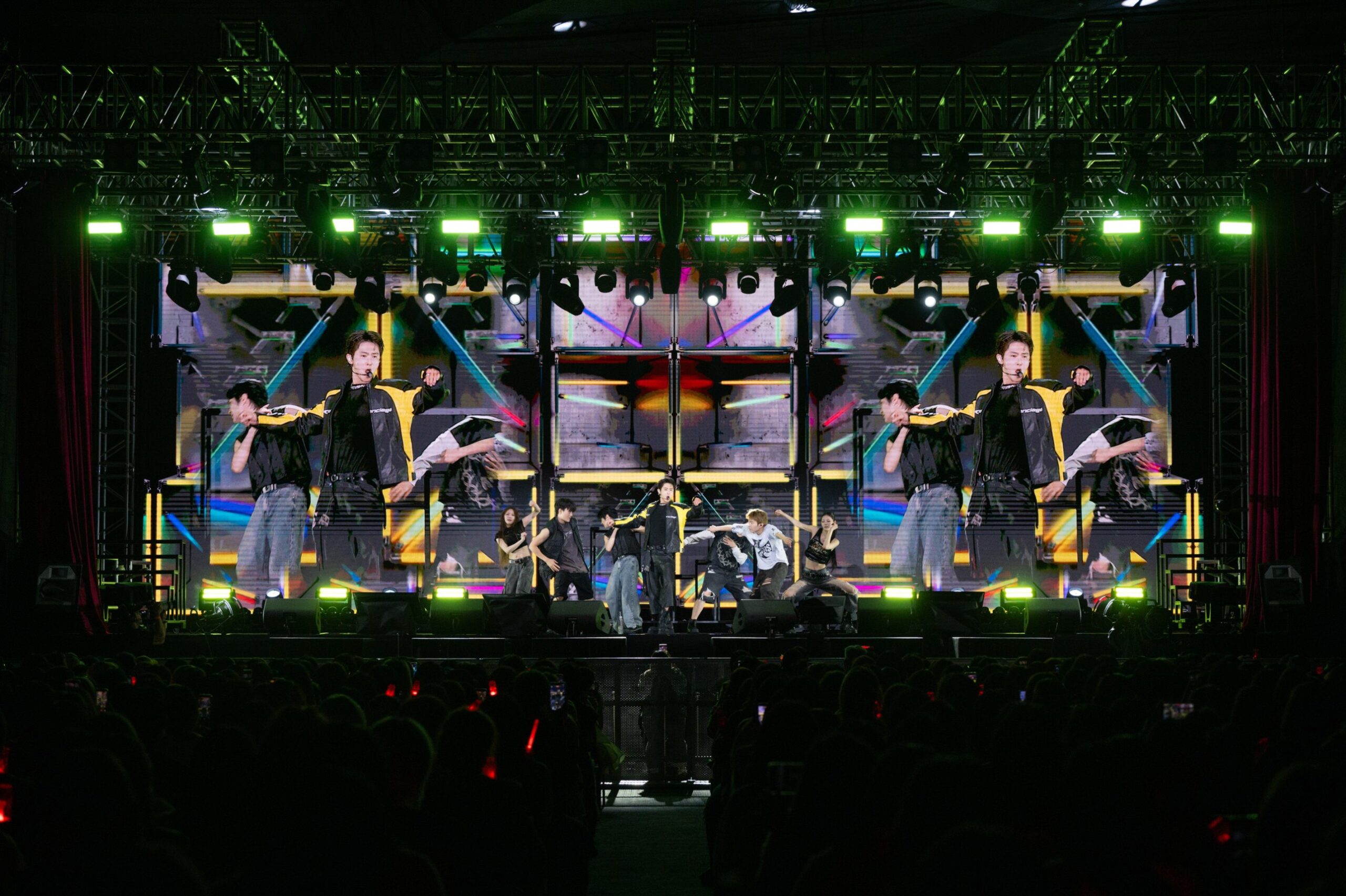 ภาพที่ 29 U KNOW PROJECT 26 SCENE1 in BANGKOK scaled ภาพบรรยากาศคอนเสิร์ตเดี่ยวเต็มรูปแบบครั้งแรก ‘U-KNOW PROJECT 26 : SCENE#1 in BANGKOK’