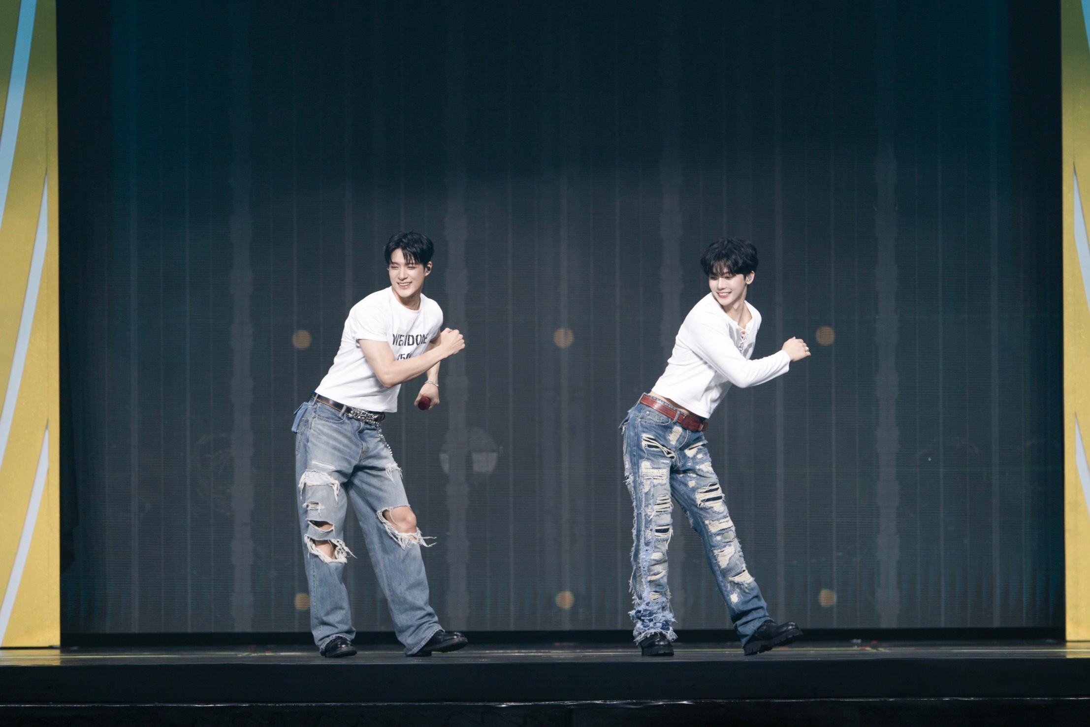 ภาพที่ 4 งานแฟนมีตติ้ง 2026 NCT JNJM FANMEETING TOUR DUALITY BANGKOK NCT JNJM สร้างประวัติศาสตร์ครั้งใหม่ ! ดูโอ้แรกที่จัดแฟนมีตติ้ง ณ อิมแพ็ค อารีน่า SOLD OUT เกลี้ยง 3 รอบ