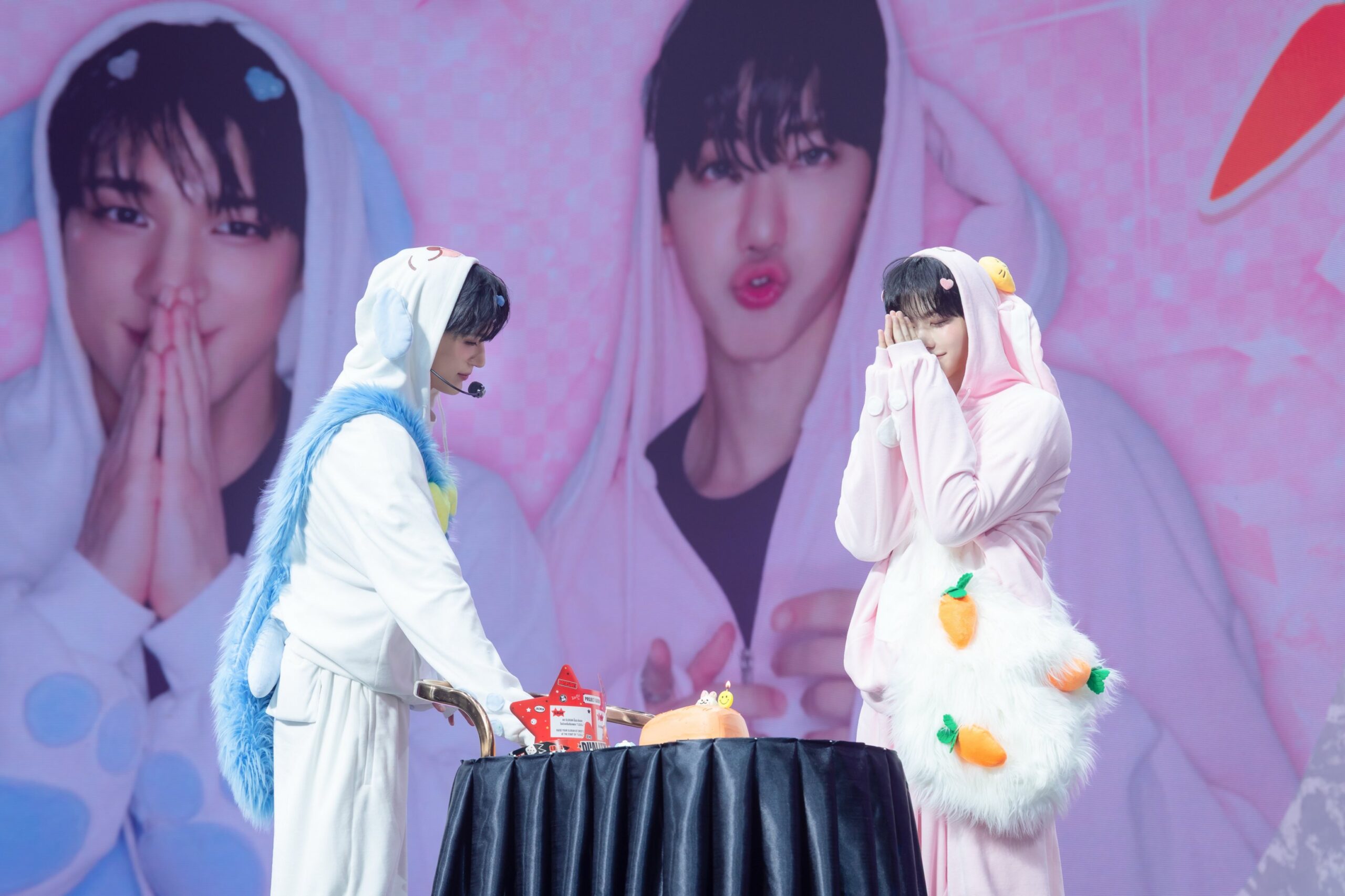 ภาพที่ 5 งานแฟนมีตติ้ง 2026 NCT JNJM FANMEETING TOUR DUALITY BANGKOK scaled NCT JNJM สร้างประวัติศาสตร์ครั้งใหม่ ! ดูโอ้แรกที่จัดแฟนมีตติ้ง ณ อิมแพ็ค อารีน่า SOLD OUT เกลี้ยง 3 รอบ