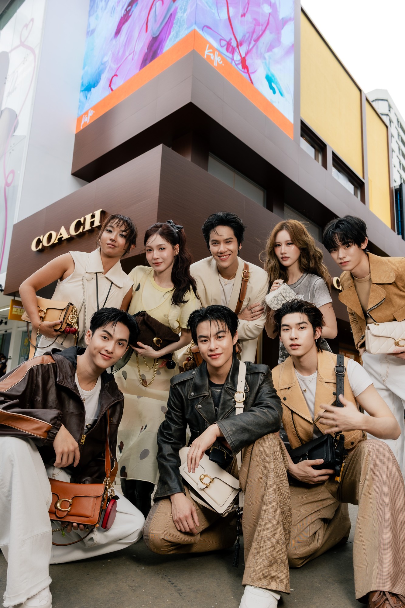 ภาพประกอบข่าว 23 “นนน - เลิฟ” พร้อมเหล่าไอคอนสายแฟเจน Z ร่วมเปิดประสบการณ์ COACH PLAY สยามสแควร์ แห่งแรกในไทย