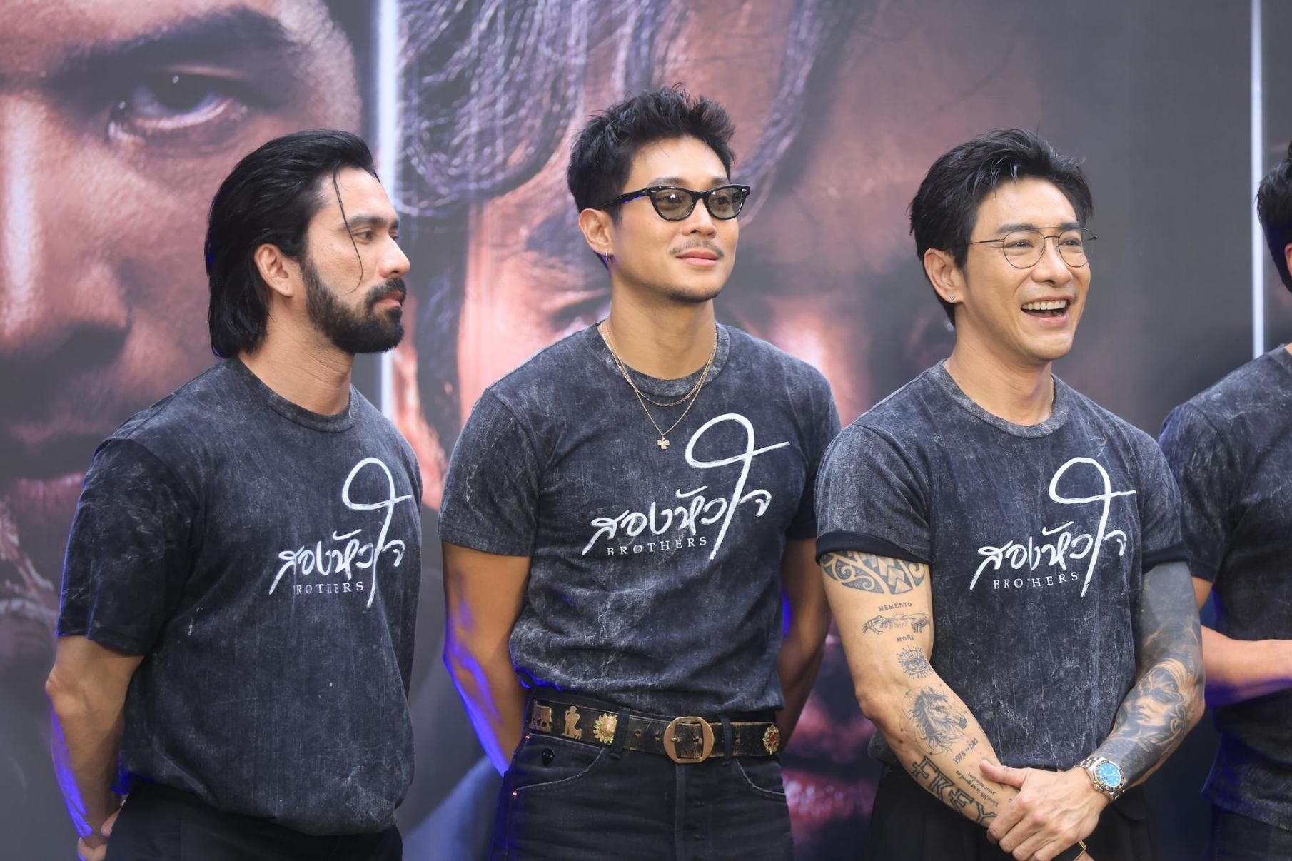 สองหัวใจ Street Fight ต่อยดีมีทอง 18 “ณเดชน์ - อแมนด้า - เจมส์ มาร์” แท็กทีมแฟนละครท้าฝนประลองหมัด! ในงาน “สองหัวใจ Street Fight ต่อยดีมีทอง”