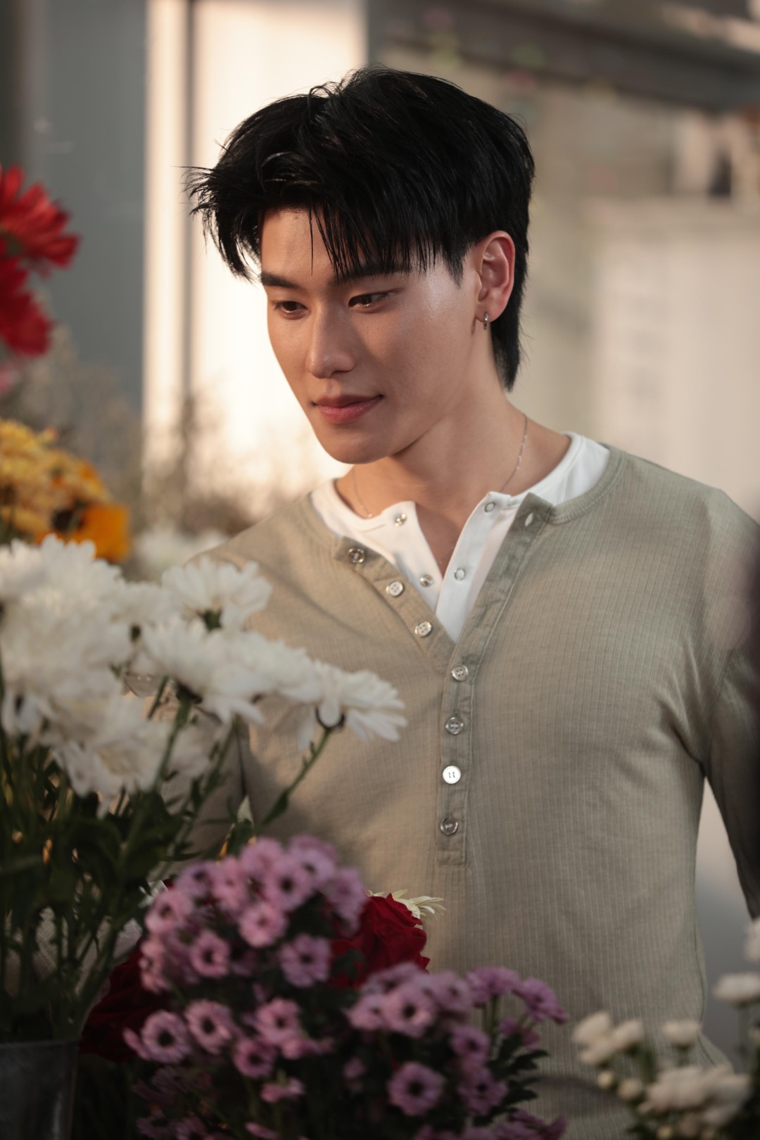 ออฟโรดไม่รู้จักชื่อดอกไม้MV 3 “ออฟโรด” เปิดโหมดบอกรัก ลงซิงเกิลใหม่!! “ฉันไม่รู้จักชื่อดอกไม้ (แต่จะหามาให้เธอ)”