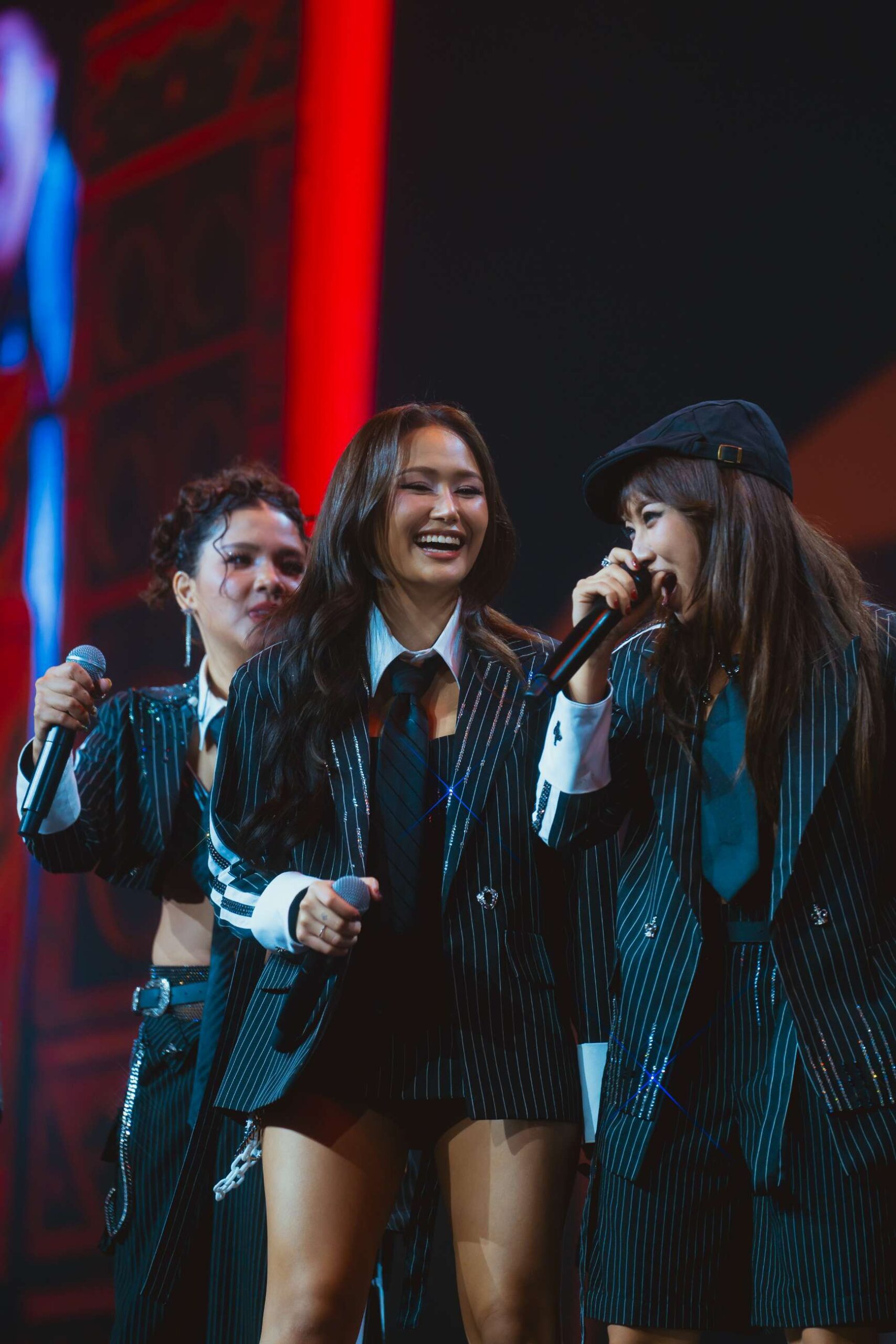 เบิ้ม เบิ้ม concert 17 scaled ภาพบรรยากาศจัดเต็ม! “ป๊อบ -โอ๊ต” ส่งความสนุกตลอด 2 วัน ใน “เบิ้ม เบิ้ม concert”