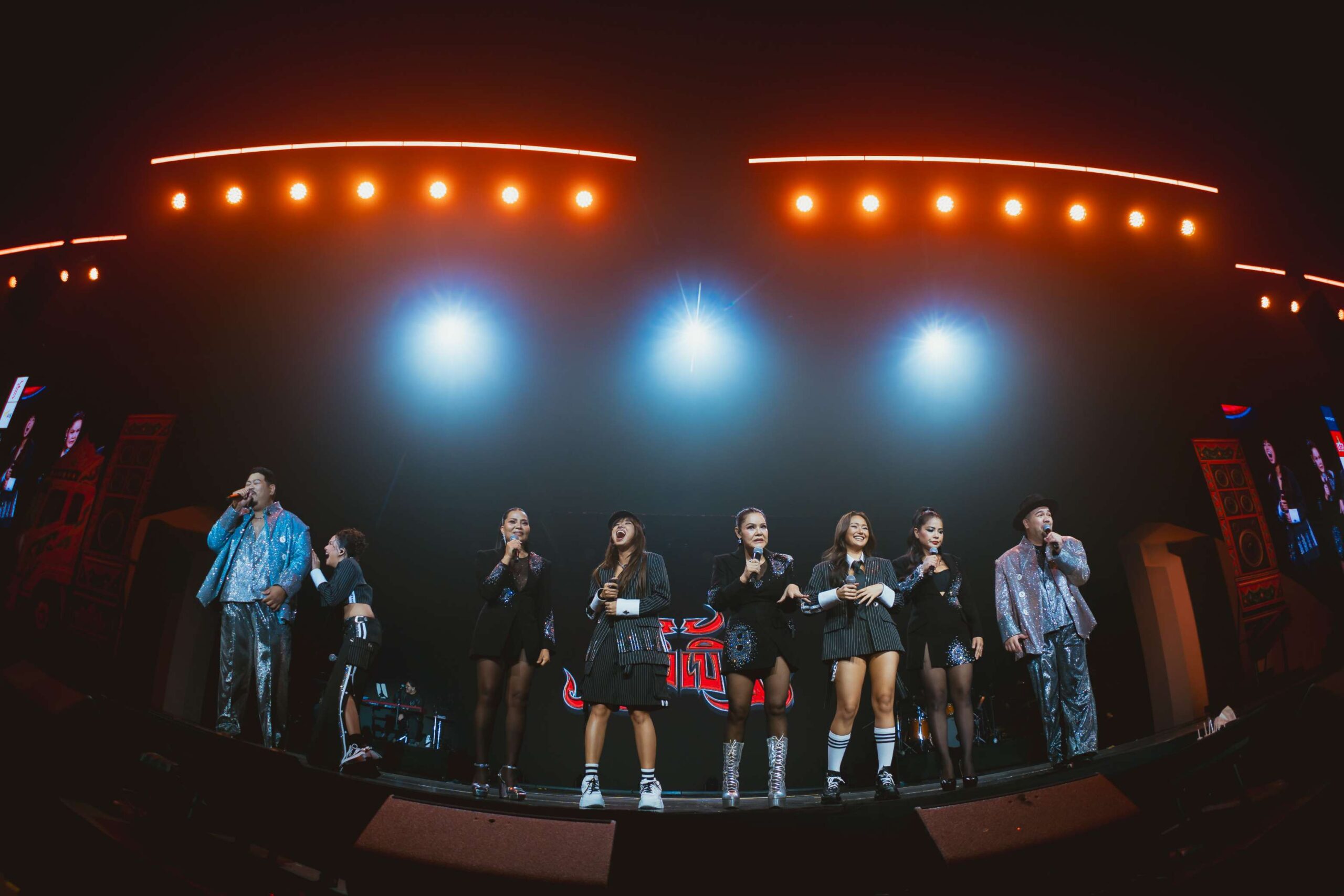 เบิ้ม เบิ้ม concert 31 scaled ภาพบรรยากาศจัดเต็ม! “ป๊อบ -โอ๊ต” ส่งความสนุกตลอด 2 วัน ใน “เบิ้ม เบิ้ม concert”