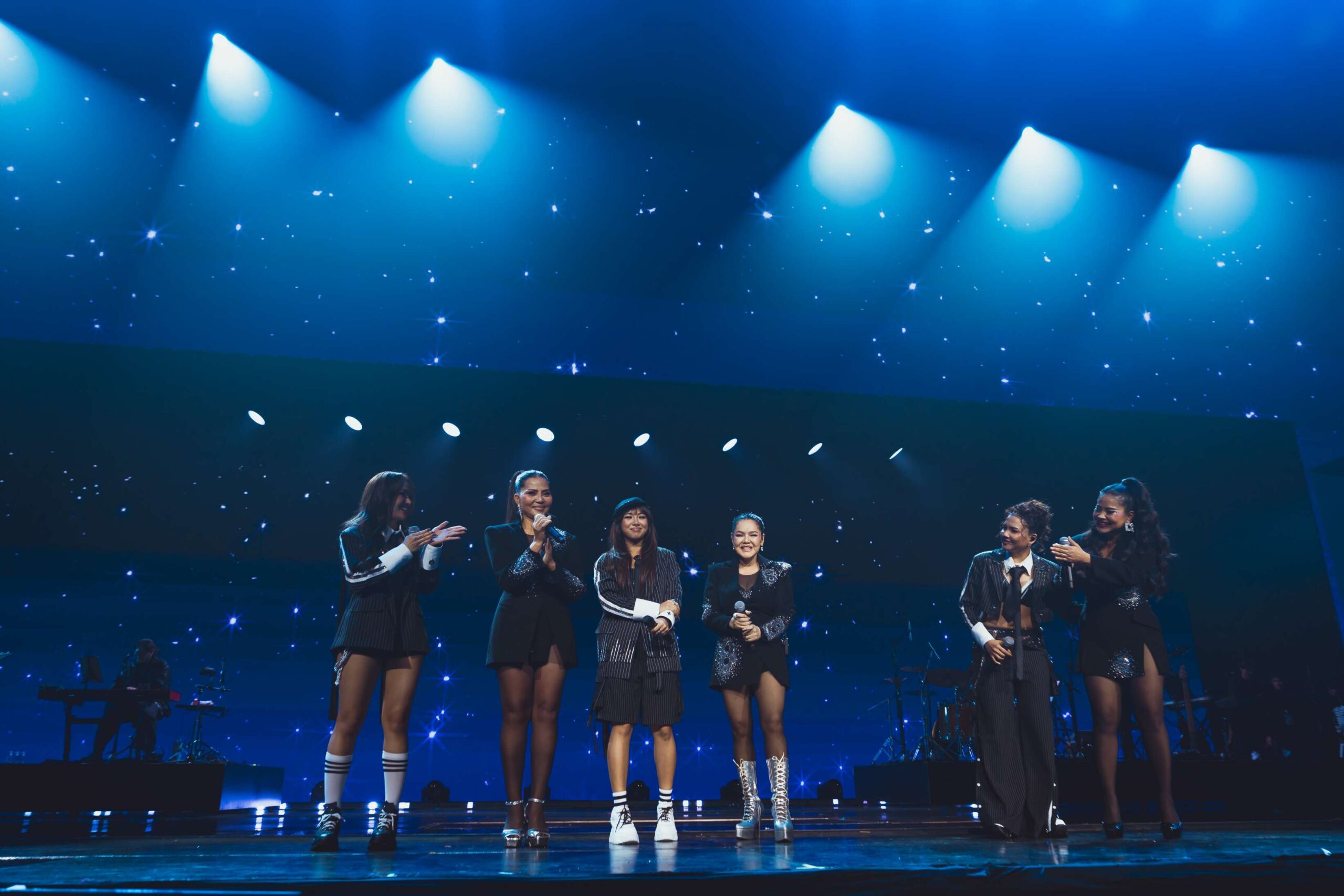 เบิ้ม เบิ้ม concert 43 scaled ภาพบรรยากาศจัดเต็ม! “ป๊อบ -โอ๊ต” ส่งความสนุกตลอด 2 วัน ใน “เบิ้ม เบิ้ม concert”