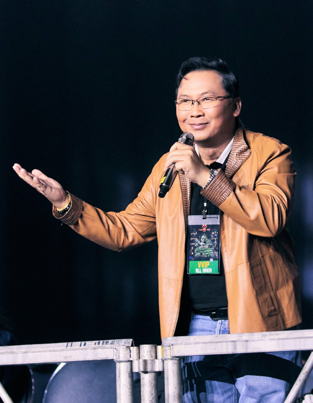 “ฝั่งธนร็อกเฟสติวัล” 9 ศิลปินร็อกโชว์โหดจัดเต็ม เขย่าเวทีเดือดสนั่นฮอลล์! 1 ฝั่งธนร็อก 1 “ฝั่งธนร็อกเฟสติวัล” 9 ศิลปินร็อกโชว์โหดจัดเต็ม เขย่าเวทีเดือดสนั่นฮอลล์!