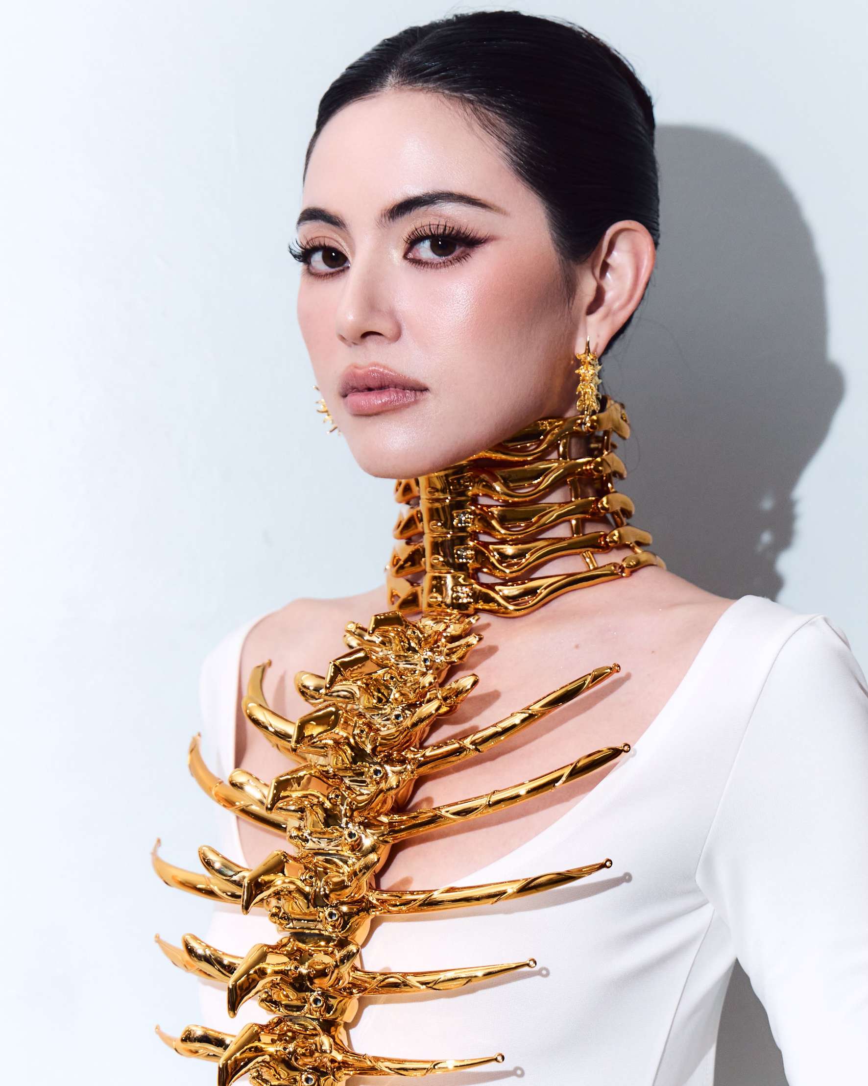 014 งานแถลงข่าวภาพยนตร์ ‘คุณยายวรนาฏ INHERIT GDH จัดใหญ่! “ใหม่ ดาวิกา” สวยสะพรึง นำทีมฉลองวันเกิด 800 ปี ‘คุณยายวรนาฏ’ (INHERIT) เตรียมคายตะขาบ 19 พ.ย.นี้