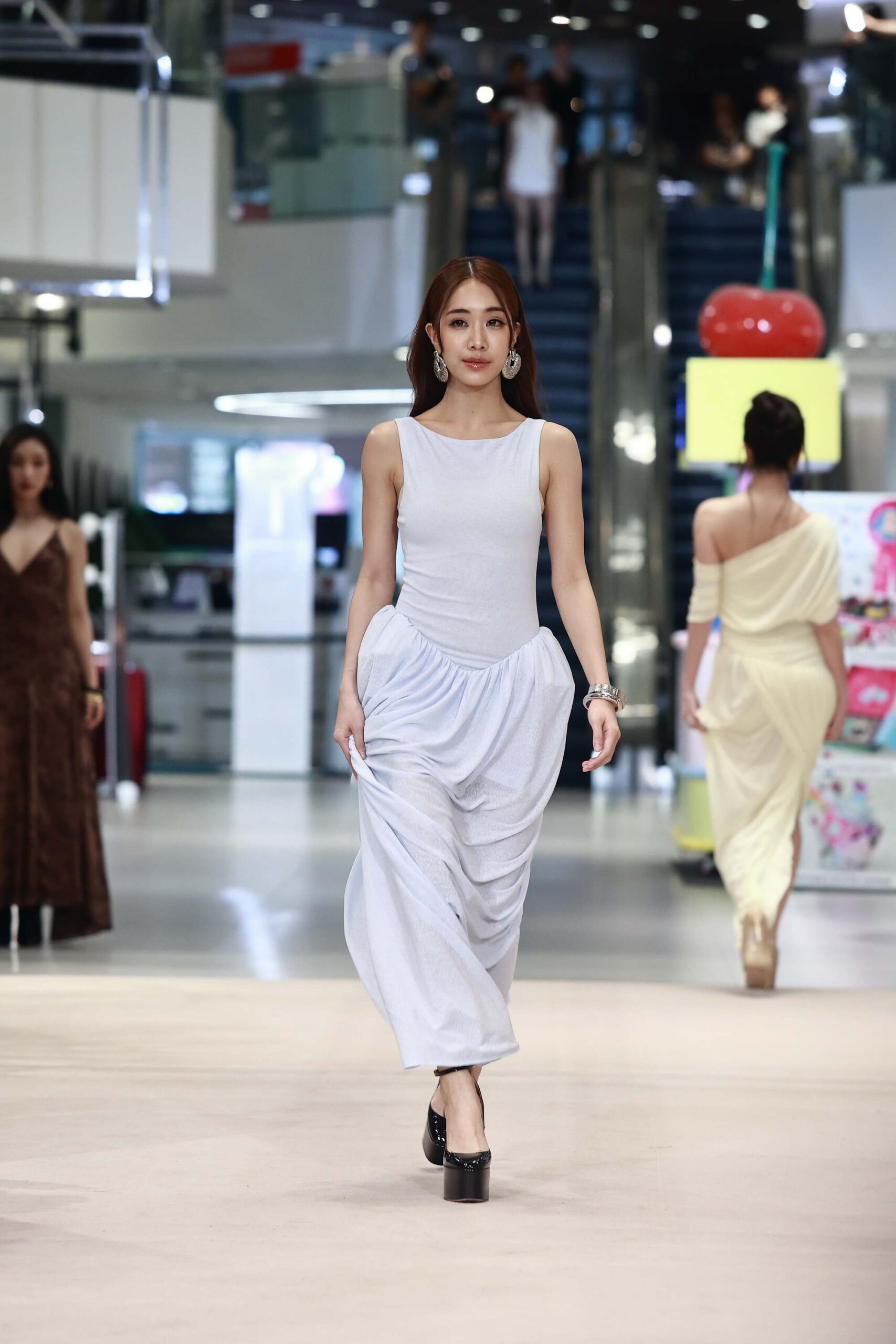 สยามดิสคัฟเวอรี่ เปิดรันเวย์ FASHION REVOLUTIONARY 2026 20 08.HOUSE OF AREN 4EVE scaled สยามดิสคัฟเวอรี่ เปิดรันเวย์ FASHION REVOLUTIONARY 2026