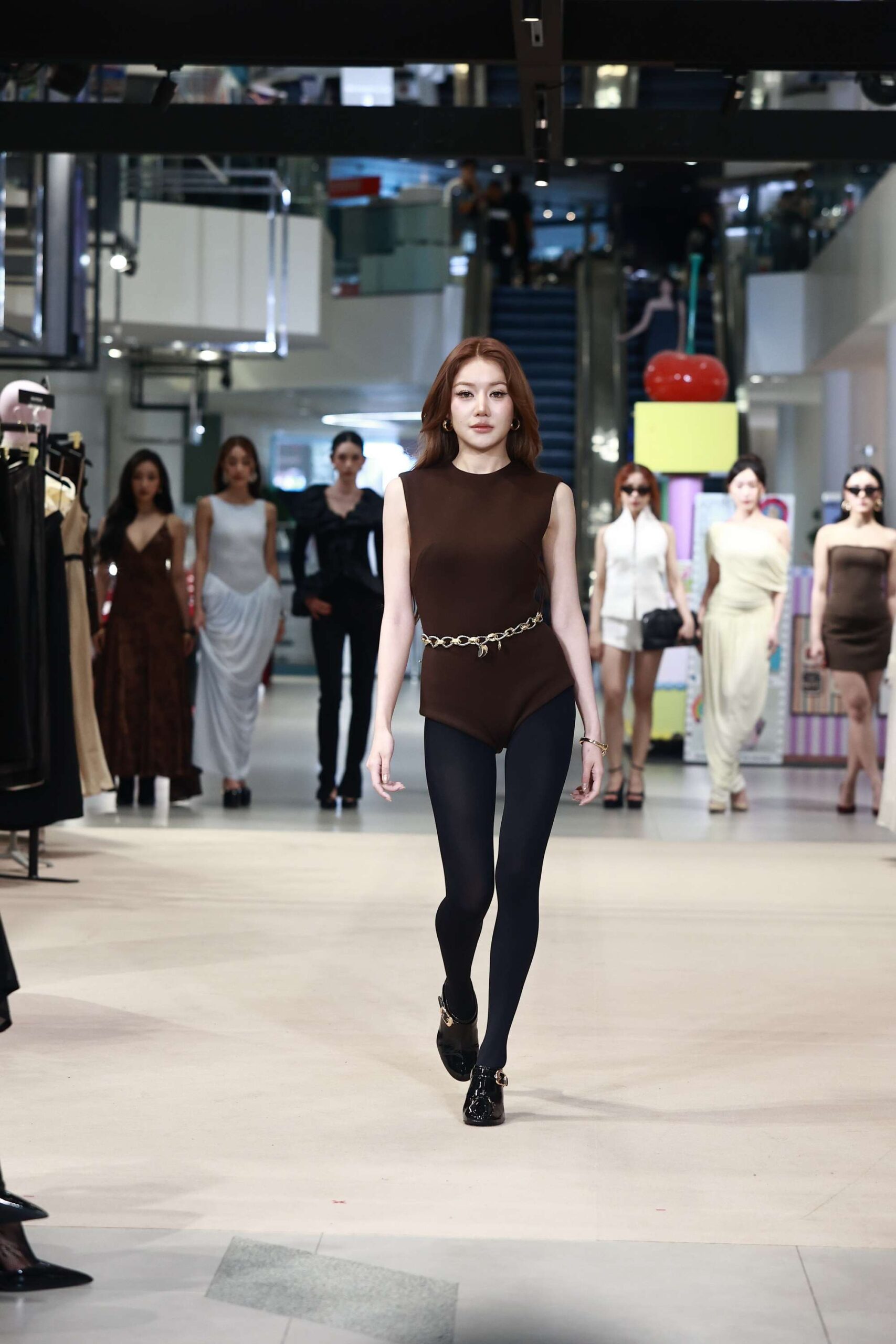 12.HOUSE OF AREN ขวัญข้าว scaled สยามดิสคัฟเวอรี่ เปิดรันเวย์ FASHION REVOLUTIONARY 2026