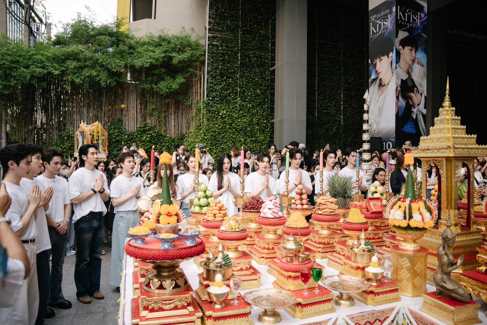 1793017495498 บวงสรวงแล้ว! “พูห์ - พาเวล” ชวนลุ้นรักต้องห้ามระหว่าง “มนุษย์” กับ “ยมทูต” ใน “THE GRIM LOVER” (รักลืมตาย)