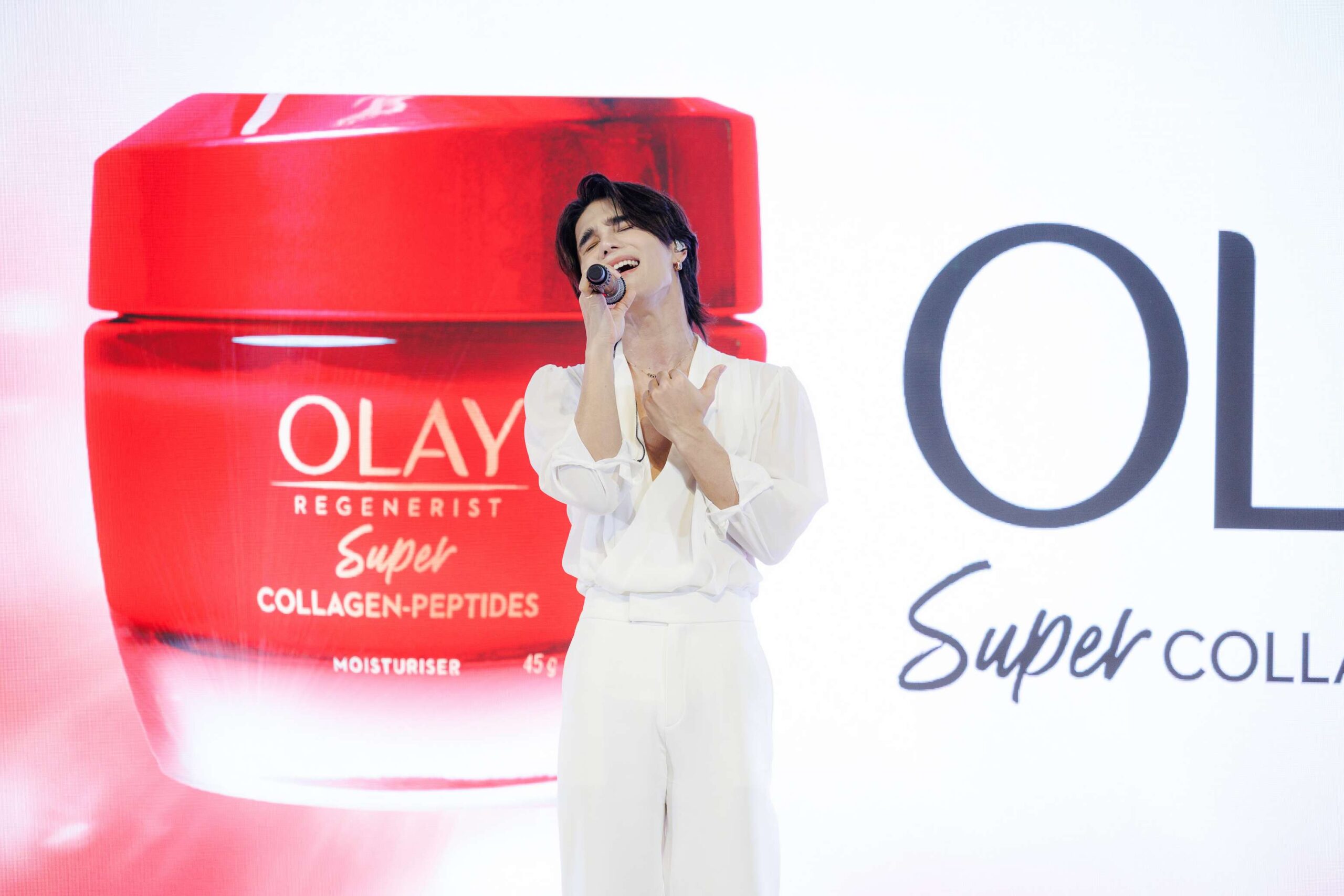 1793077548132 scaled “Jeff Satur” Friends of Olay Thailand จัดเต็มโมเมนต์สุดพิเศษกับแฟนๆ ในงาน Fan Meet สุดเอ็กซ์คลูซีฟ “Olay x Jeff Satur ยกหน้าให้ Olay”