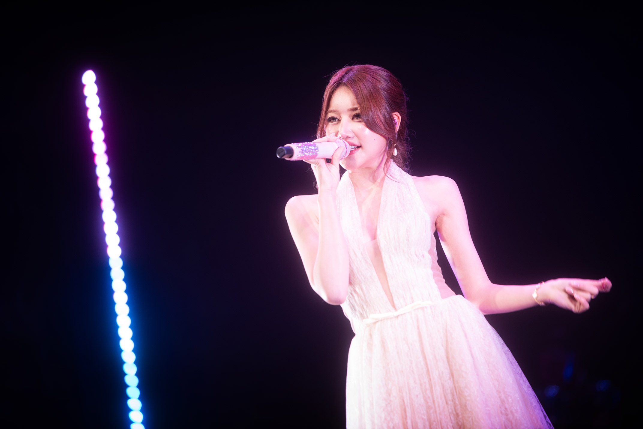 1793122687887 “นุนิว–เติ้ล–เฟิร์สวัน” รวมพลังเสียงแห่งการให้ ส่งท้าย “SING INFINITY เพลงเพราะไม่รู้จบ” คอนเสิร์ตการกุศลเพื่อสภากาชาดไทย
