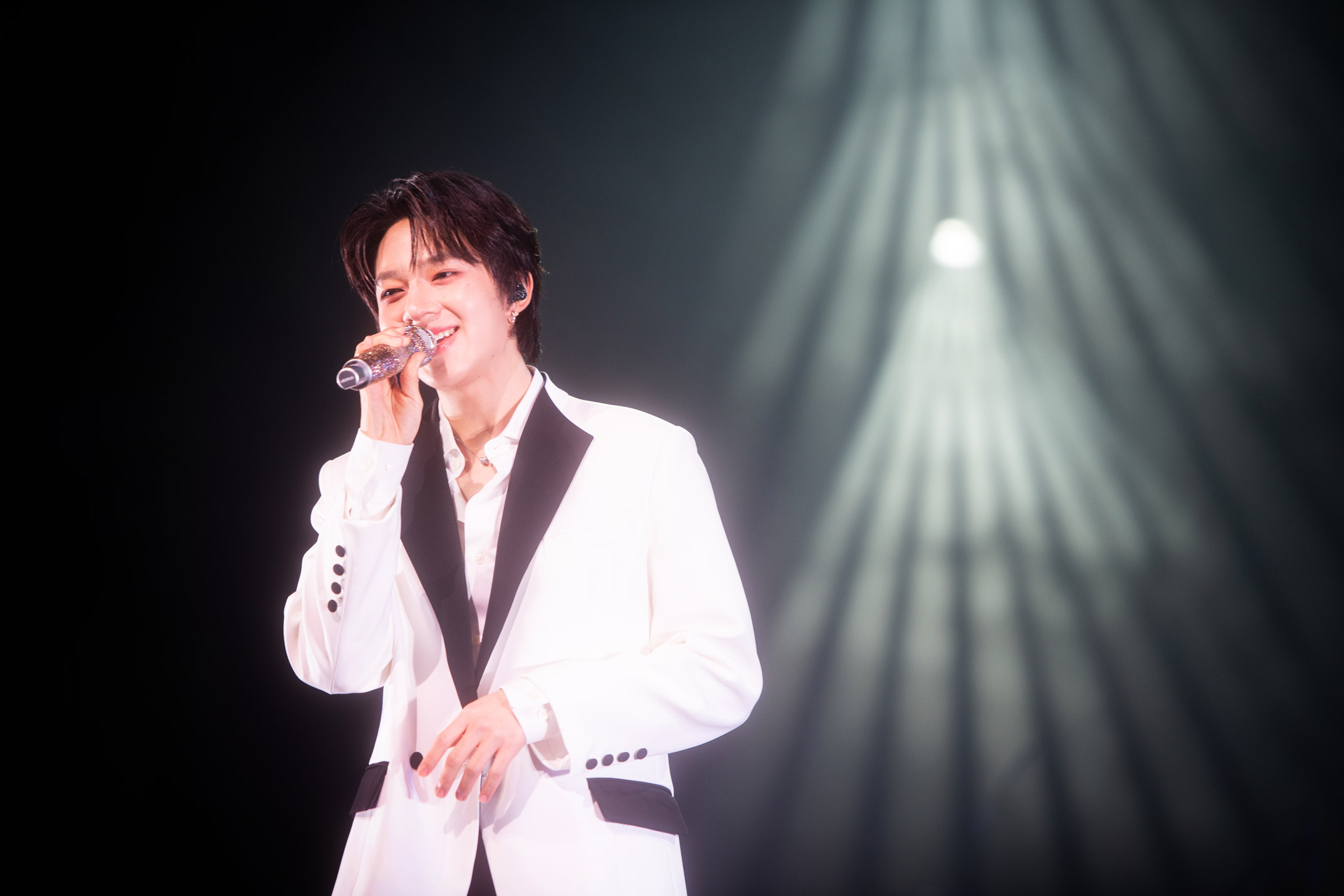 1793122688506 “นุนิว–เติ้ล–เฟิร์สวัน” รวมพลังเสียงแห่งการให้ ส่งท้าย “SING INFINITY เพลงเพราะไม่รู้จบ” คอนเสิร์ตการกุศลเพื่อสภากาชาดไทย
