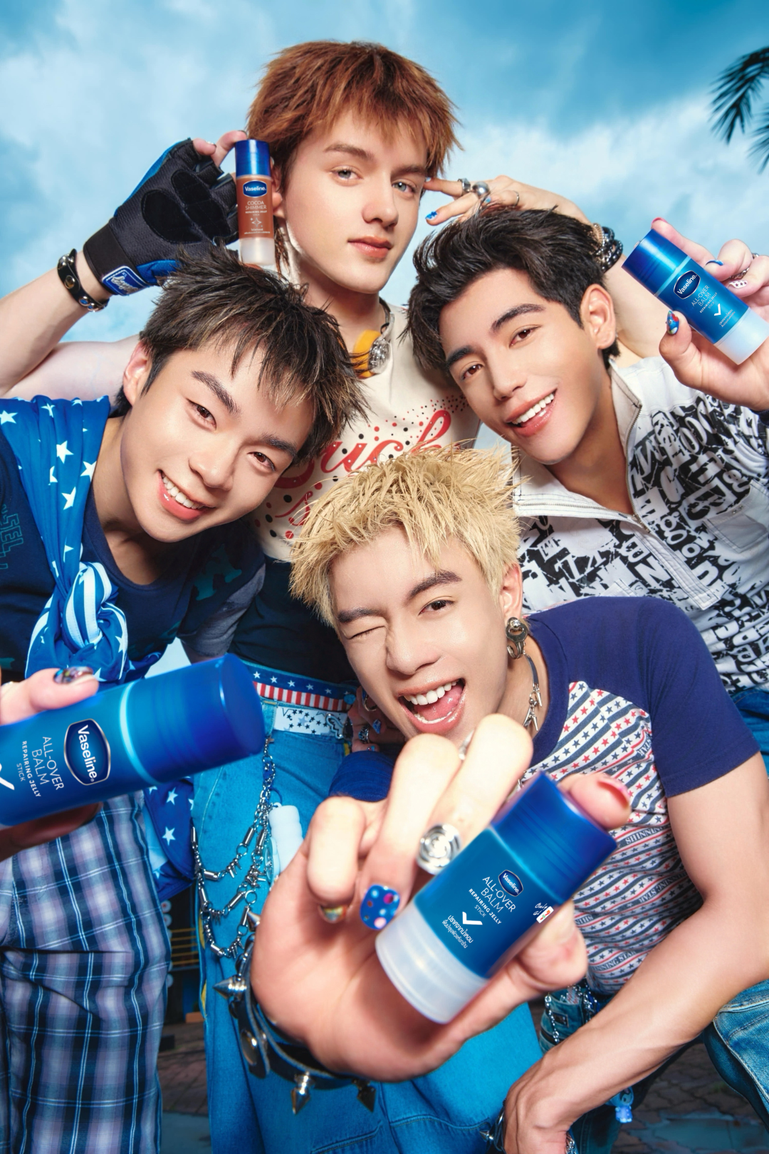 Vaseline® เปิดตัว “วาสลีนสติ๊ก” Beauty Essential ชิ้นใหม่ พร้อมชวน GELBOYS มา “Twist. Swipe. Go.” หมุน ปาด ให้ผิวพร้อมไปต่อ 1 1 0 Vaseline® เปิดตัว “วาสลีนสติ๊ก” Beauty Essential ชิ้นใหม่ พร้อมชวน GELBOYS มา “Twist. Swipe. Go.” หมุน ปาด ให้ผิวพร้อมไปต่อ