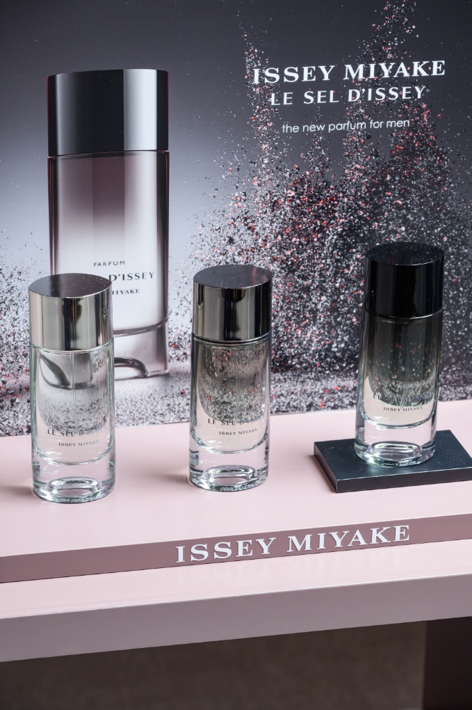 Bible Wichapas Issey Miyake 4 “ไบเบิ้ล” ร่วมสัมผัสเสน่ห์น้ำหอมสุภาพบุรุษกลิ่นใหม่ Le Sel d’Issey Parfum จาก Issey Miyake