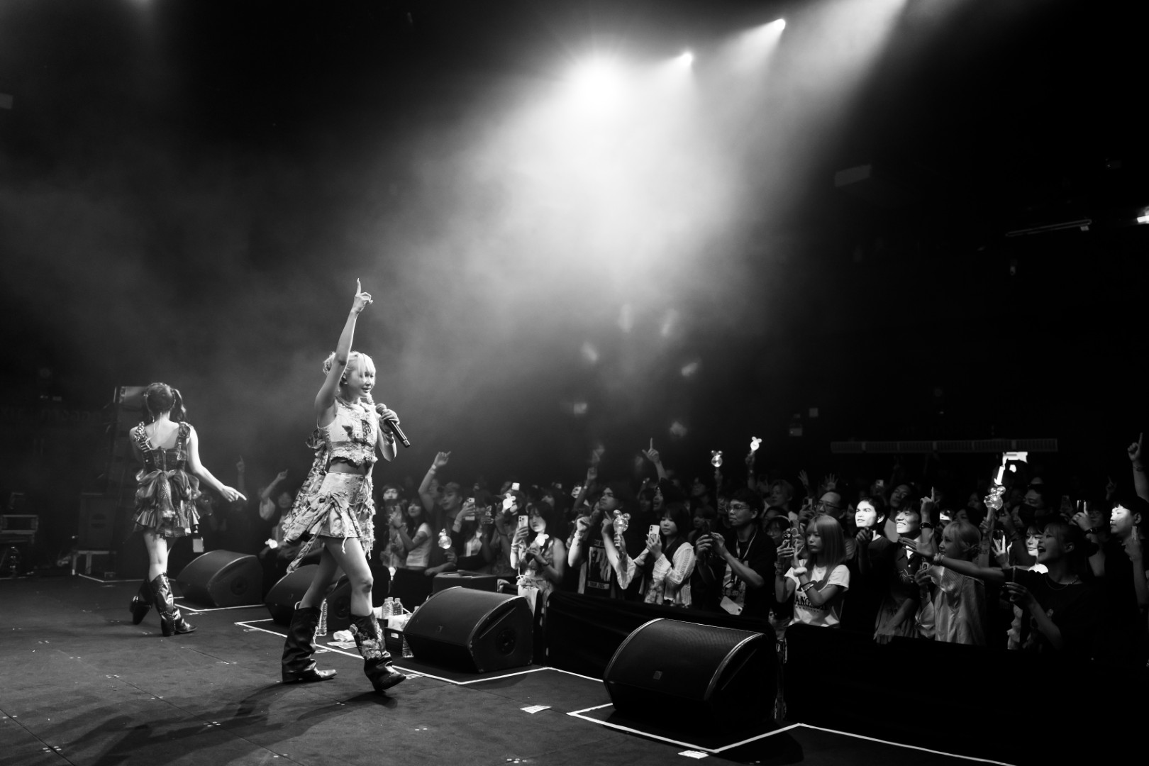 DSC03256 พาชมภาพบรรยากาศคอนเสิร์ตแรกของไอดอลดูโอ้ขาร็อค ‘REIRIE 1ST SOLO LIVE IN BANGKOK’