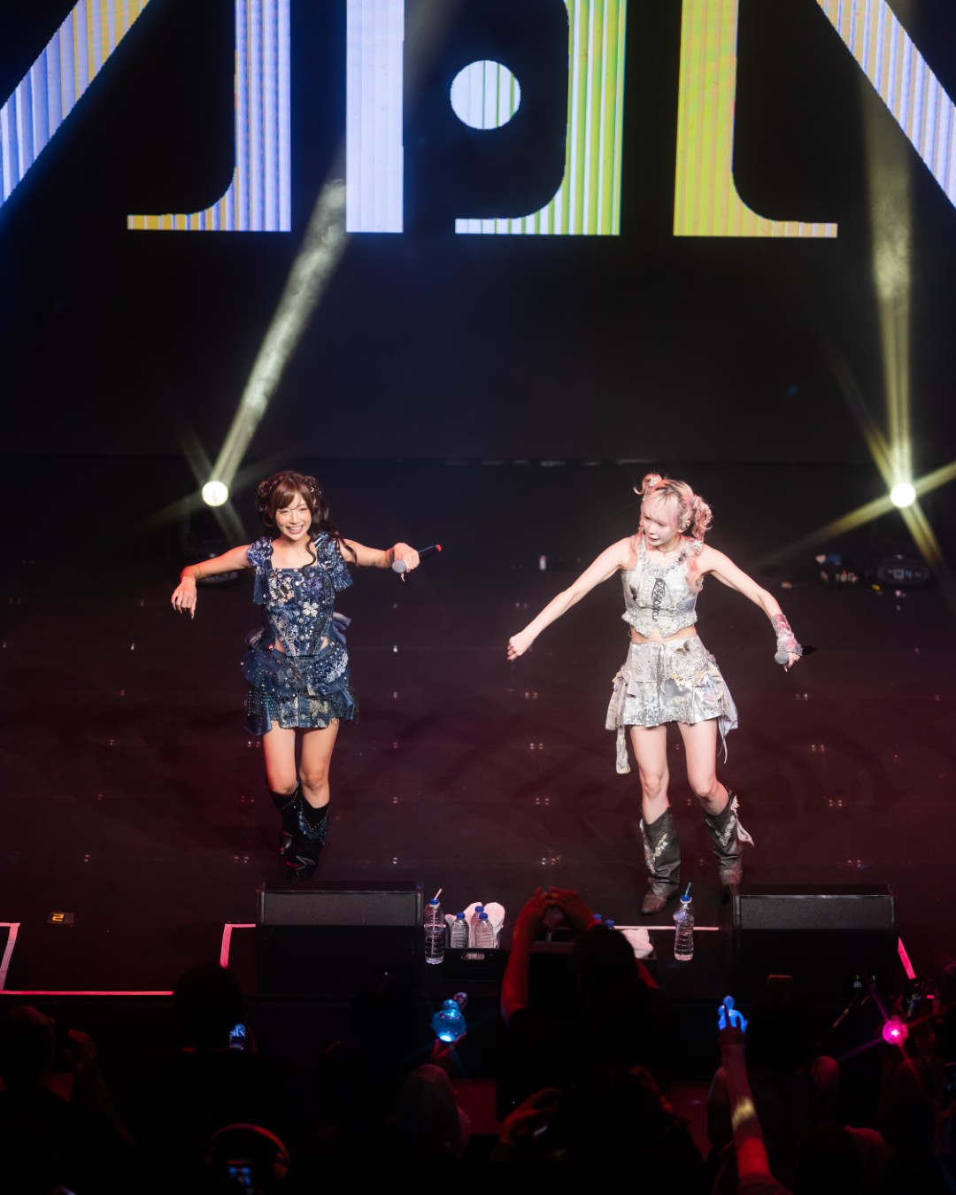 DSC03370 พาชมภาพบรรยากาศคอนเสิร์ตแรกของไอดอลดูโอ้ขาร็อค ‘REIRIE 1ST SOLO LIVE IN BANGKOK’