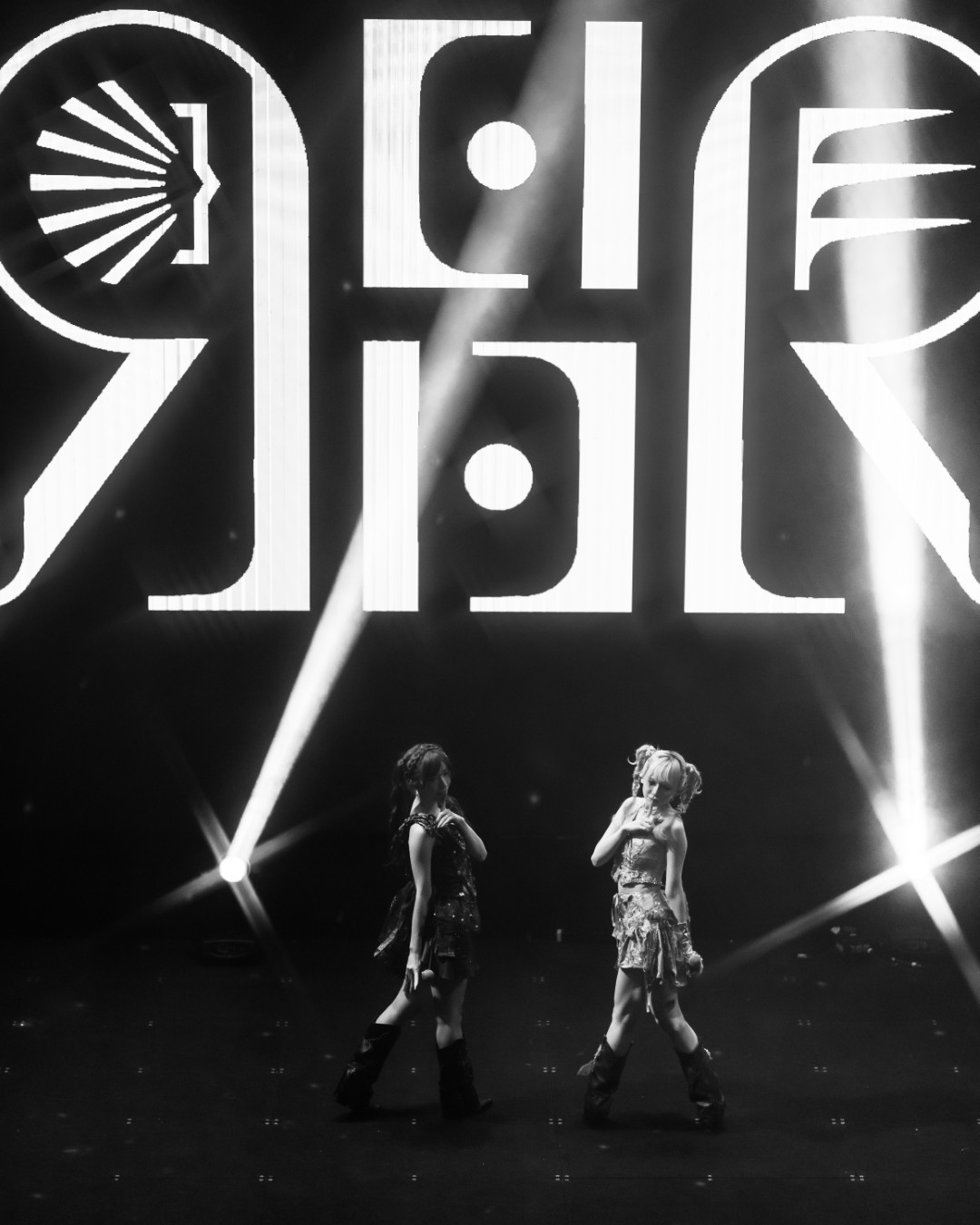 DSC03371 พาชมภาพบรรยากาศคอนเสิร์ตแรกของไอดอลดูโอ้ขาร็อค ‘REIRIE 1ST SOLO LIVE IN BANGKOK’