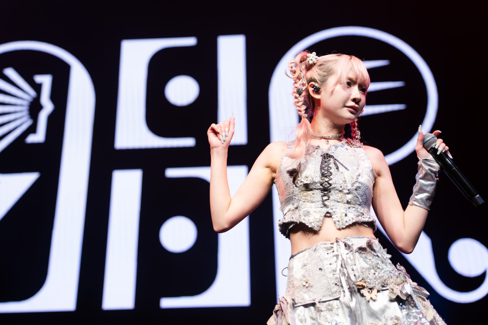 DSC03416 พาชมภาพบรรยากาศคอนเสิร์ตแรกของไอดอลดูโอ้ขาร็อค ‘REIRIE 1ST SOLO LIVE IN BANGKOK’