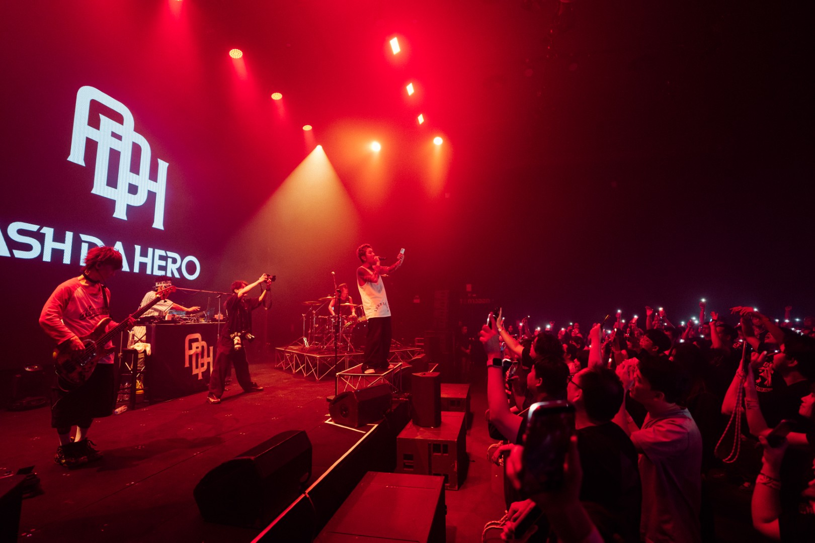 DSC03923 ‘ASH DA HERO’ สาดความมันส์ให้แฟนๆ ในคอนเสิร์ตครั้งแรกในไทย ‘ASH DA HERO 1ST SOLO LIVE IN BANGKOK’