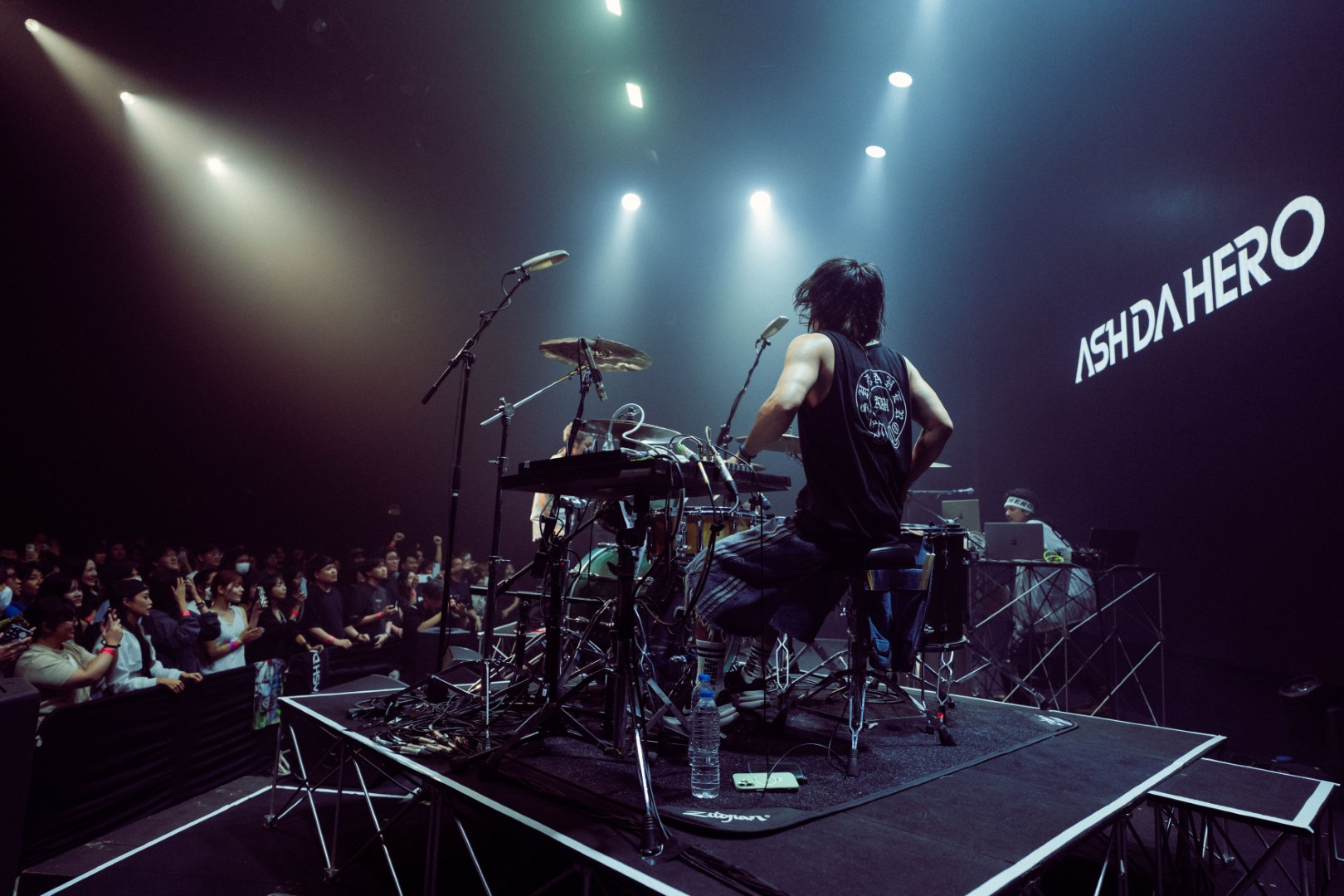 DSC03944 ‘ASH DA HERO’ สาดความมันส์ให้แฟนๆ ในคอนเสิร์ตครั้งแรกในไทย ‘ASH DA HERO 1ST SOLO LIVE IN BANGKOK’
