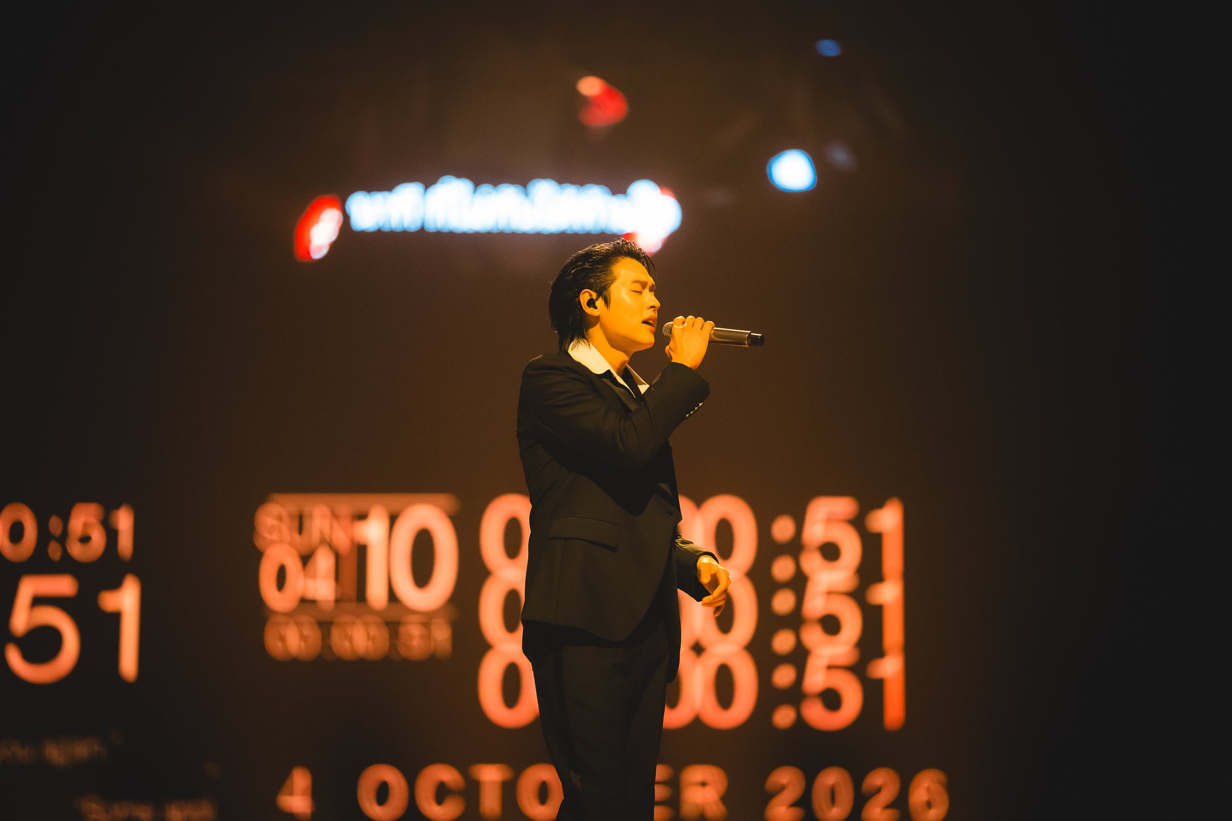 Nont Tanon Arena Encore 40 รวบภาพบรรยากาศคอนเสิร์ต "NONT TANONT : ARENA ENCORE" พร้อมประกาศ EP.04 ปีหน้าบุก “สนามราชมังฯ”
