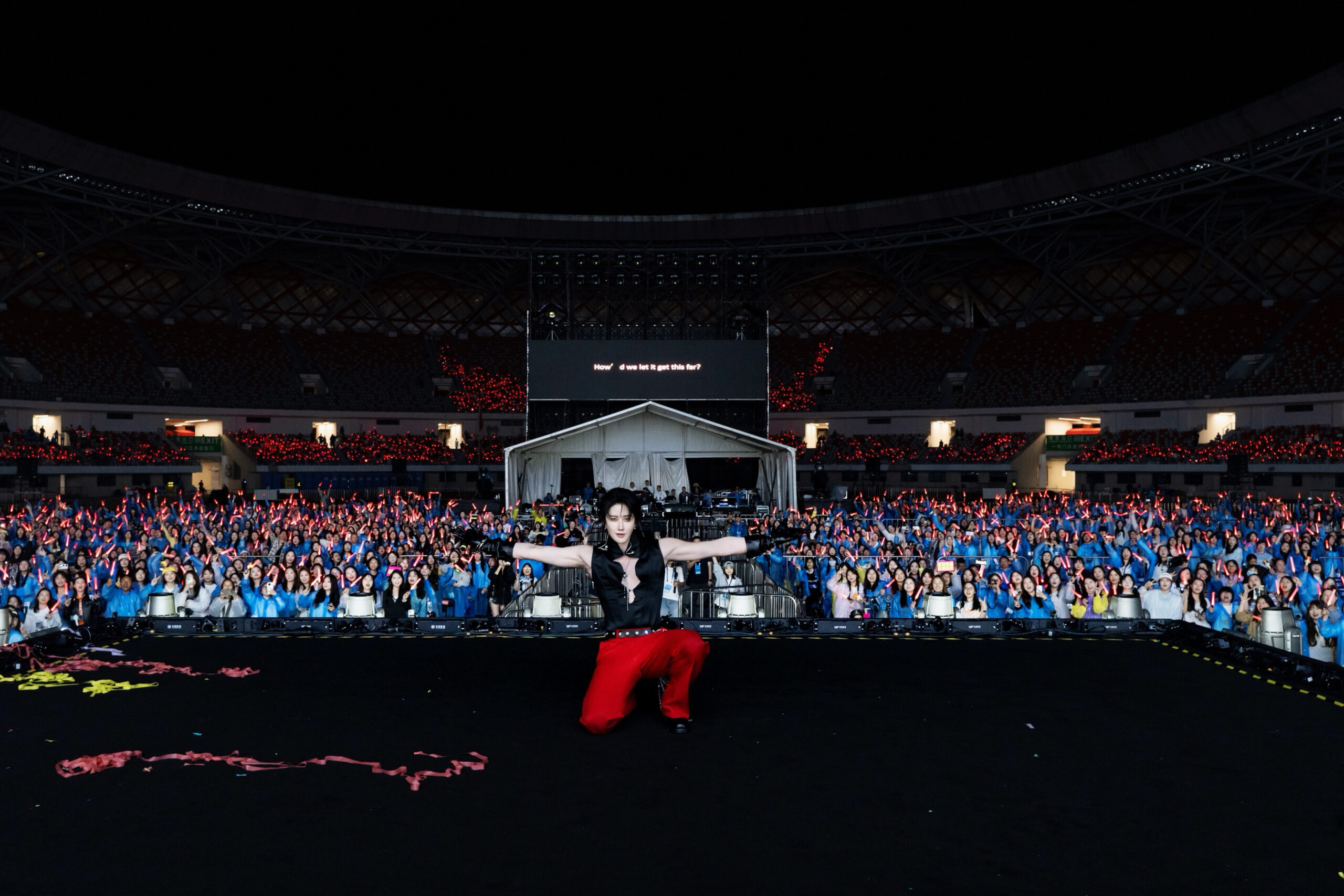 S 99156092 scaled “ไมค์ พิรัชต์” ปังต่อเนื่องในจีน! ร่วมโชว์เวทีใหญ่ งาน “Popular Code Peak Live Concert in Zunyi”