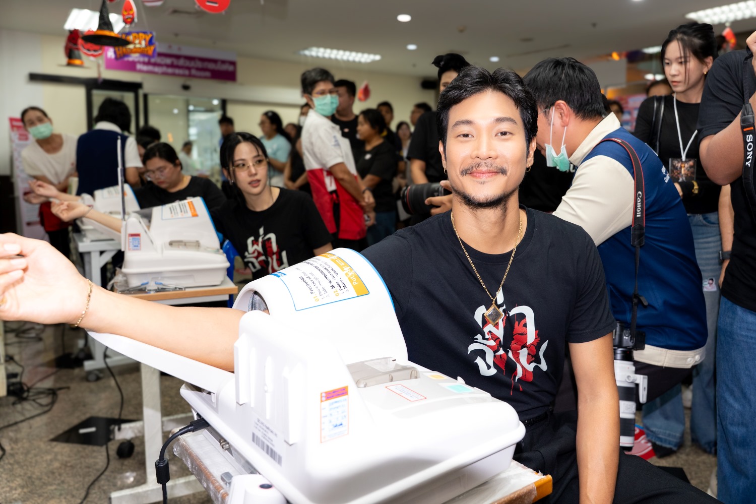 แถลงข่าวผ่าจ้าน 7 “เจนิส-ท็อป-น้ำตาล” นำทีมปลุกความระทึกแถลงข่าว “ผ่าจ้าน” เปิดความสยองแห่งปี